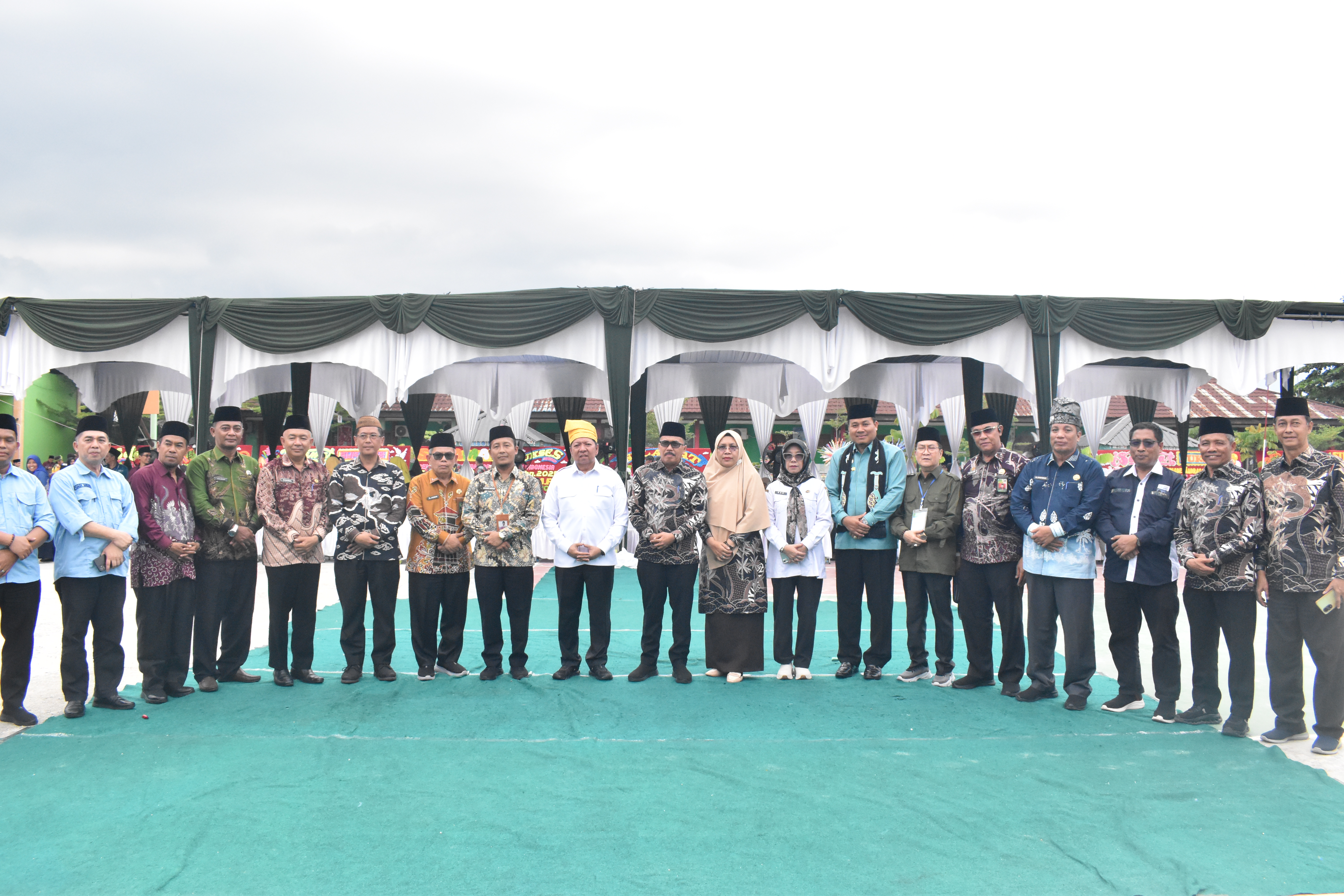 MAN 3 Pekanbaru Kota Pekanbaru Sukses Menjadi Tuan Rumah Pembukaan OMI Tingkat Provinsi Riau  2025