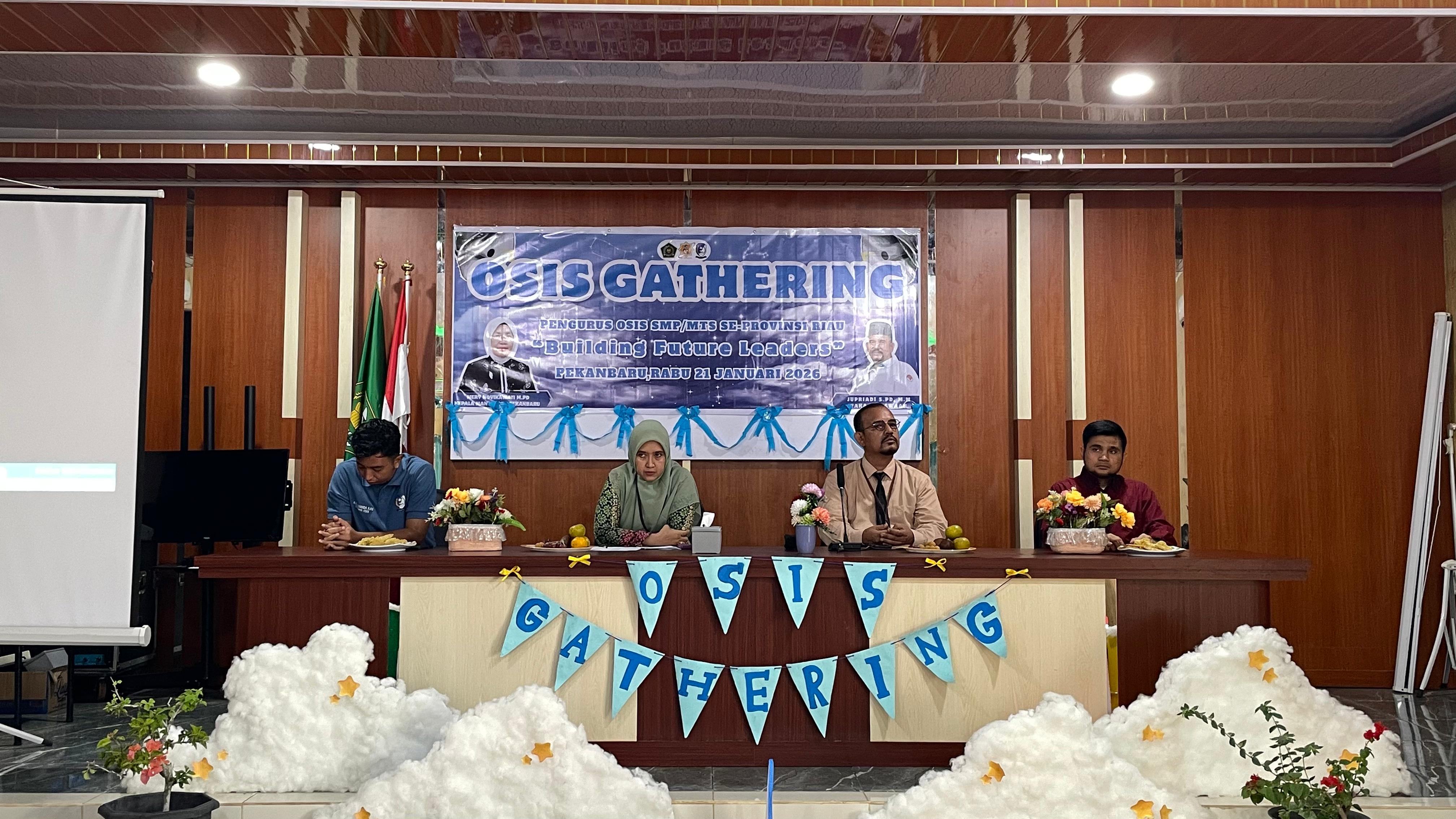 Bangun Kepemimpinan Pelajar, MAN 3 Kota Pekanbaru Gelar OSIS Gathering SMP/MTs Se-Riau