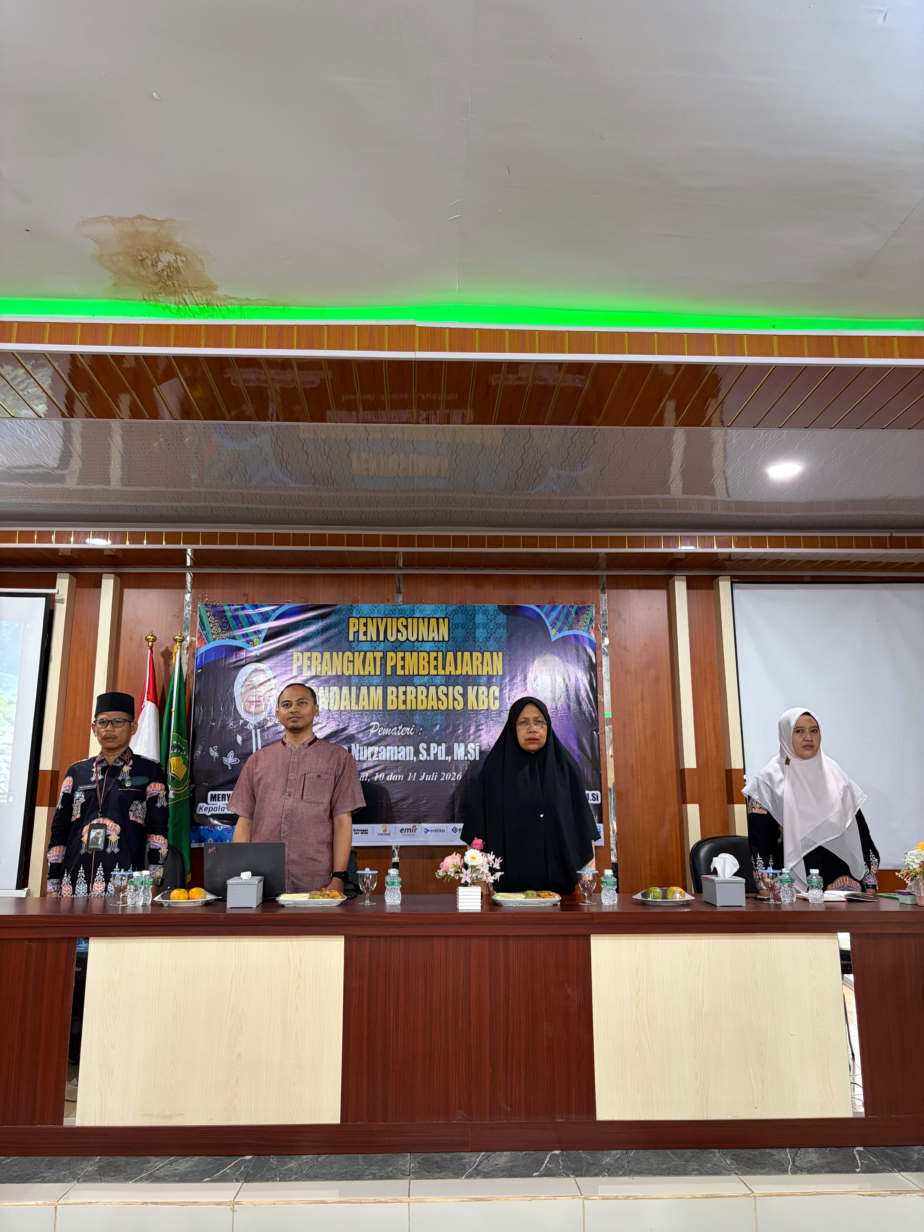 Wujudkan Pembelajaran Berkualitas, MAN 3 Kota Pekanbaru Gelar Pelatihan Perangkat Pembelajaran Mendalam Berbasis KBC