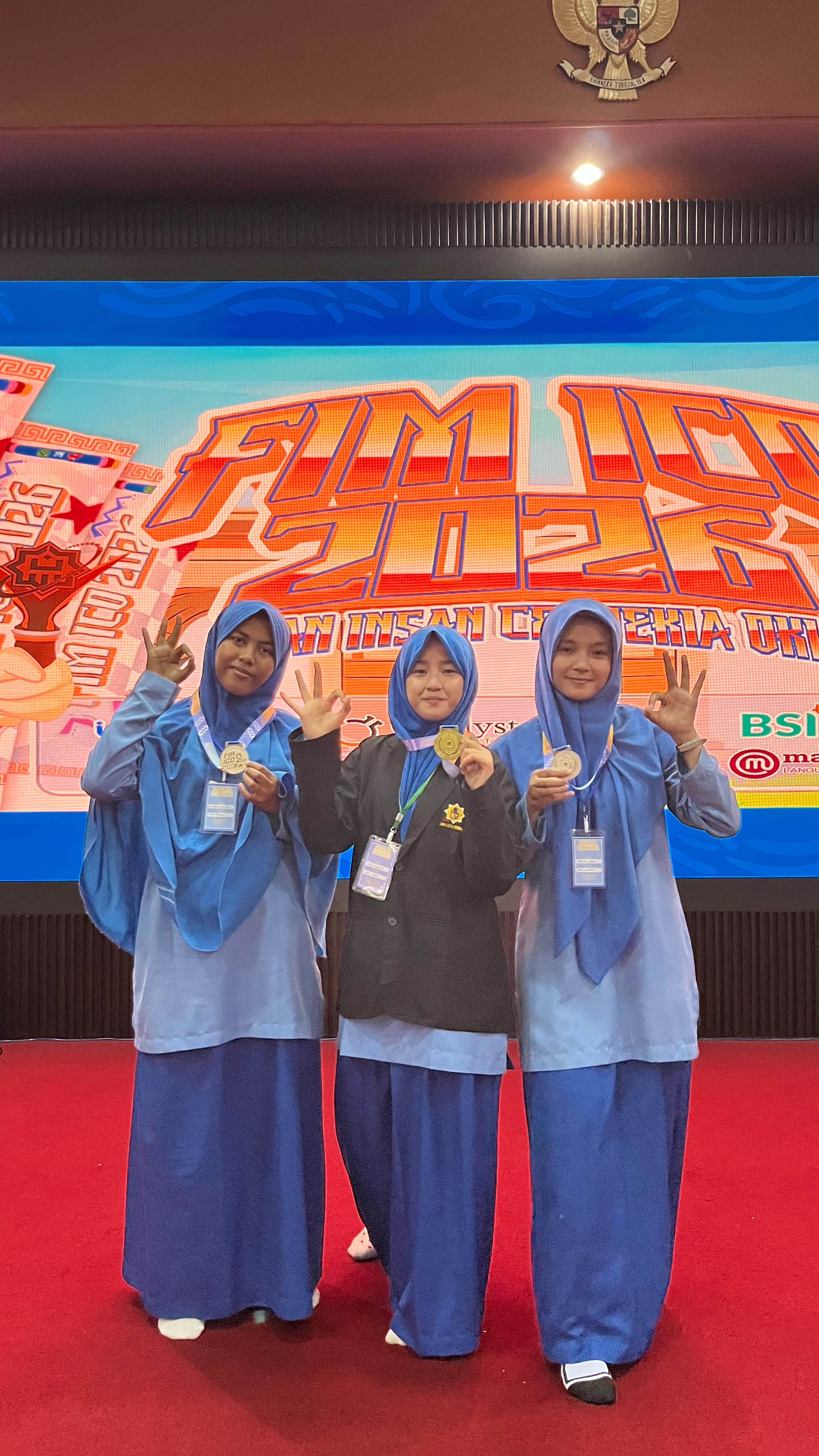 MAN 3 Kota Pekanbaru Torehkan Tiga Medali di Festival Intelektual MAN IC OKI Palembang