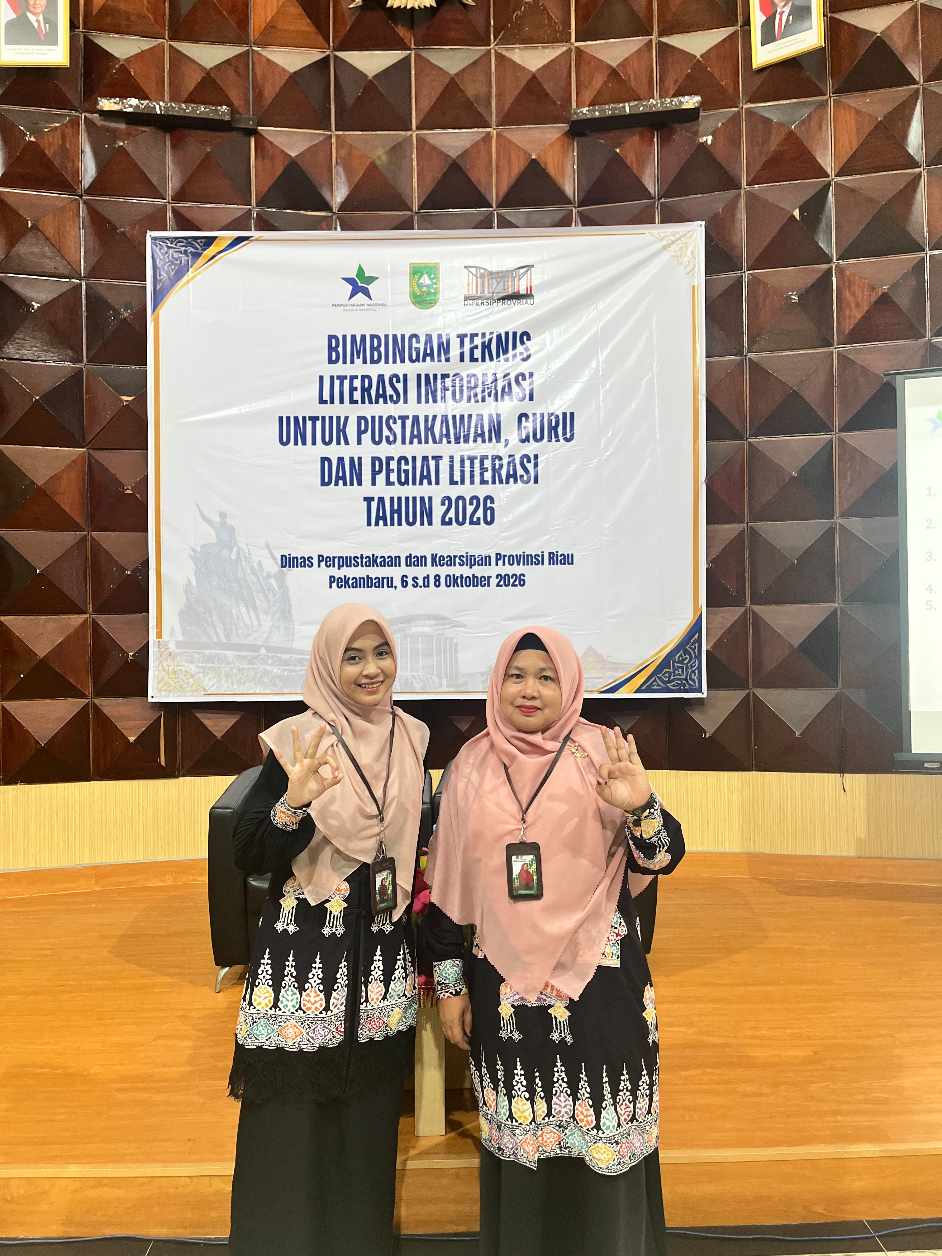 MAN 3 Kota Pekanbaru Ikuti Bimtek Literasi Informasi di Perpustakaan Soesman HS